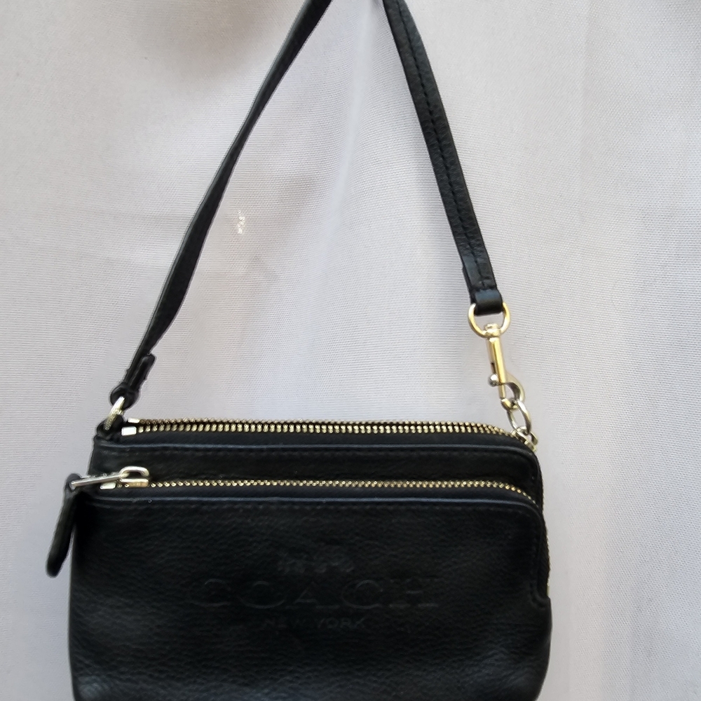 Coach Black Leather Pouchette Double-Zip